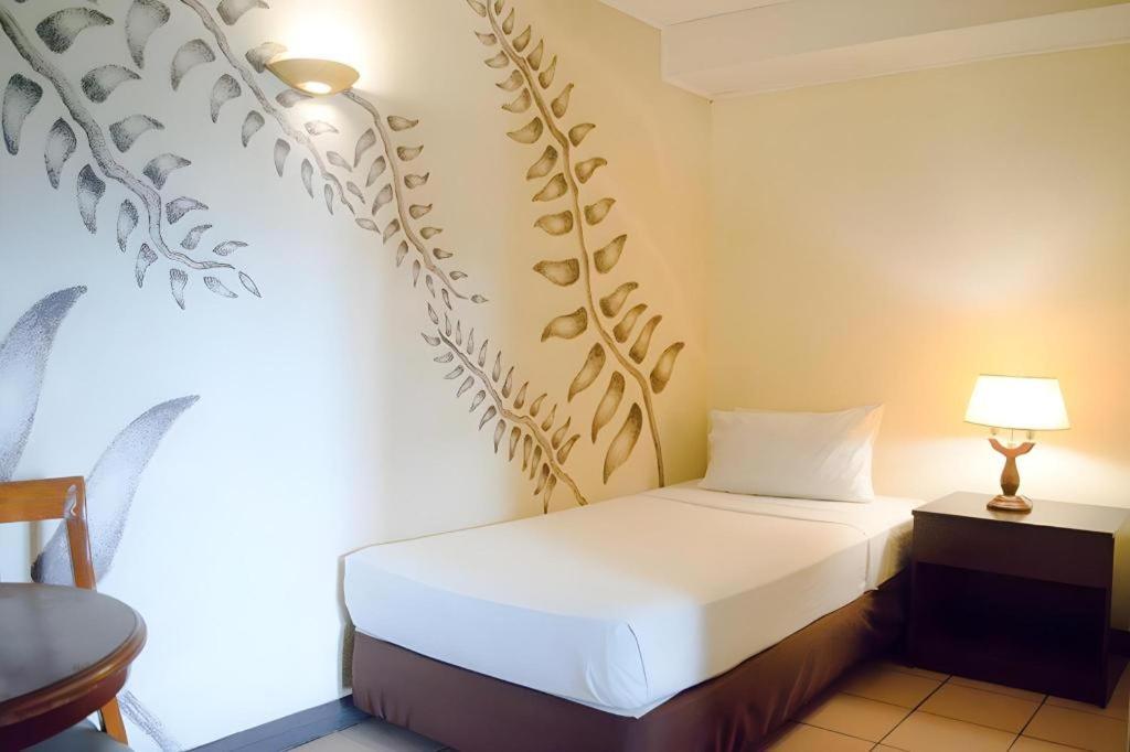 Country Village Hotel Cagayán de Oro Extérieur photo