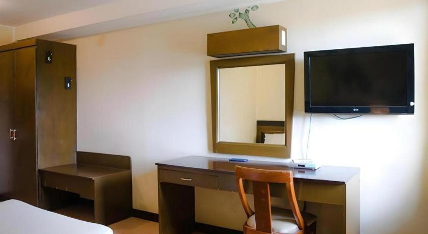 Country Village Hotel Cagayán de Oro Extérieur photo